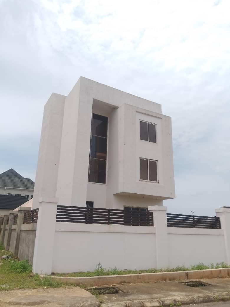 WhatsApp Image 2025-10-10 at 13.53.10 (5)